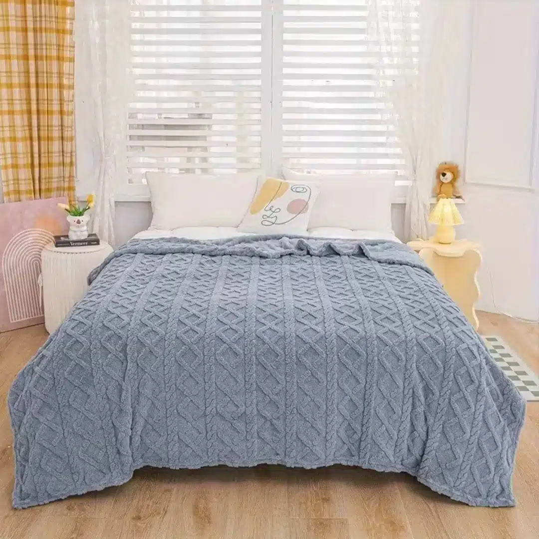 Pătură Dublă Blană Eco 200x230cm, 2kg greutate , Blăniță Albastră, Tapițerie 435 gm² ,Calitate Premium, Moale și Călduroasă, Albastră 1